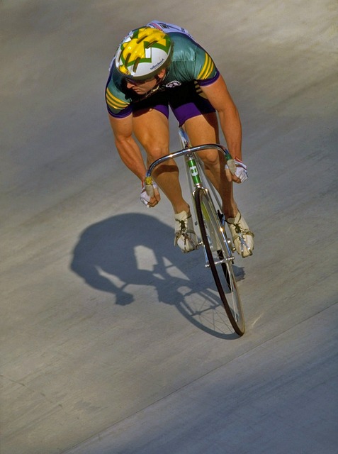 巴萨拒绝放人！吉罗纳想复制埃里克成功案例遭拒，卡萨斯留队发展