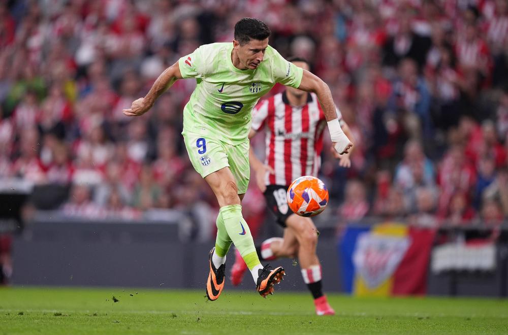 欧冠近11战打进12球，劳塔罗当选国米2-1凯拉特队内最佳球员